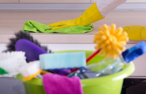 Illustration of cookie management for Holland Park Cleaners
